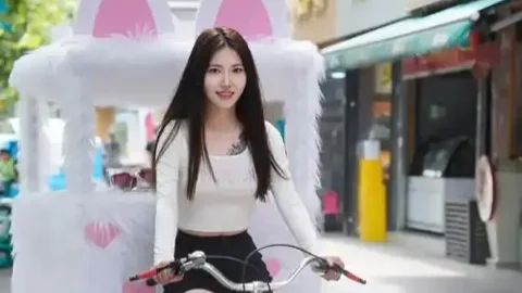 女子水杯被同事射精三次